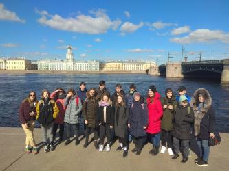 Тур в Санкт-Петербург для школьных групп